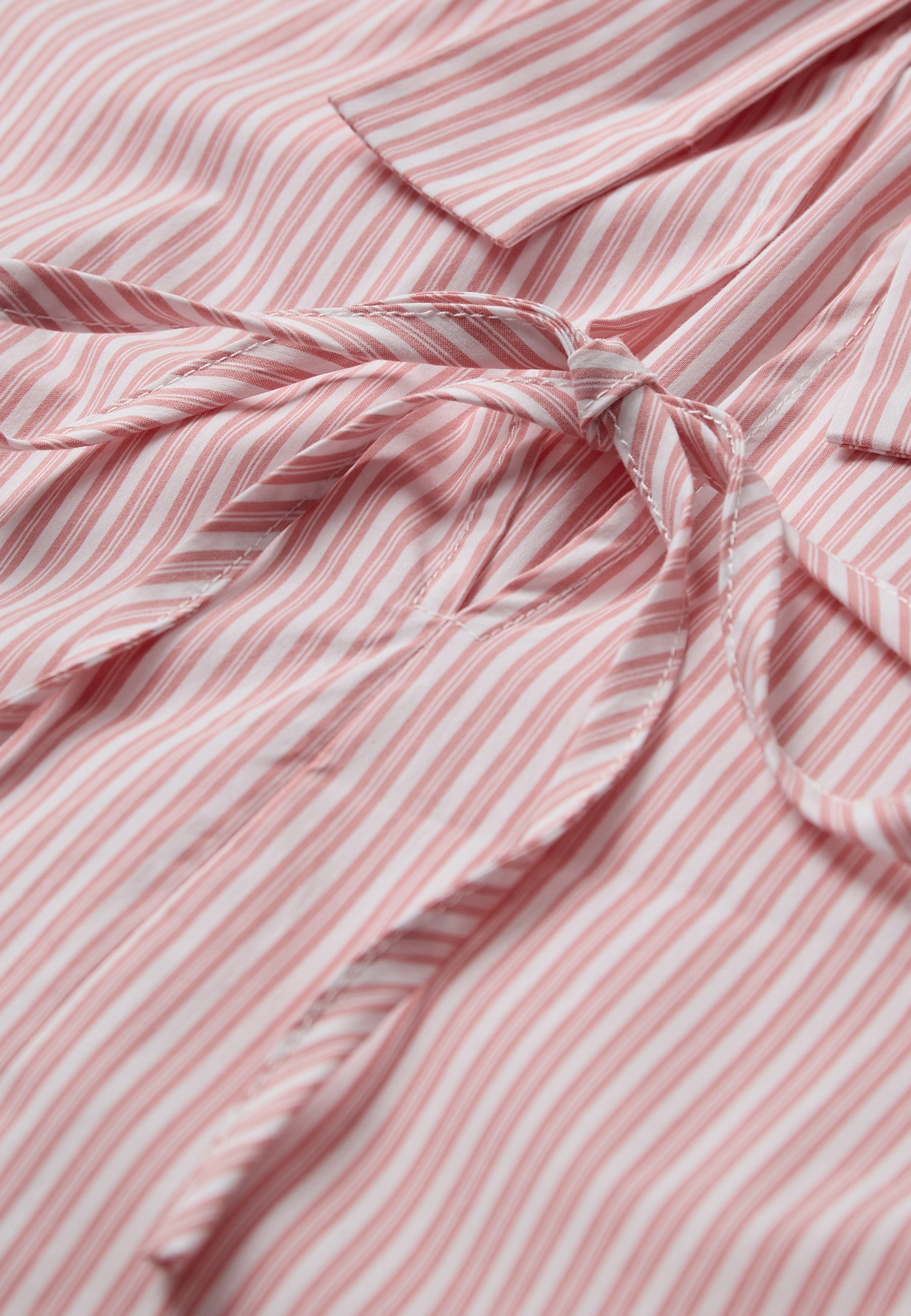 moves Aspyn top 4728 Top 2016 Tea rose