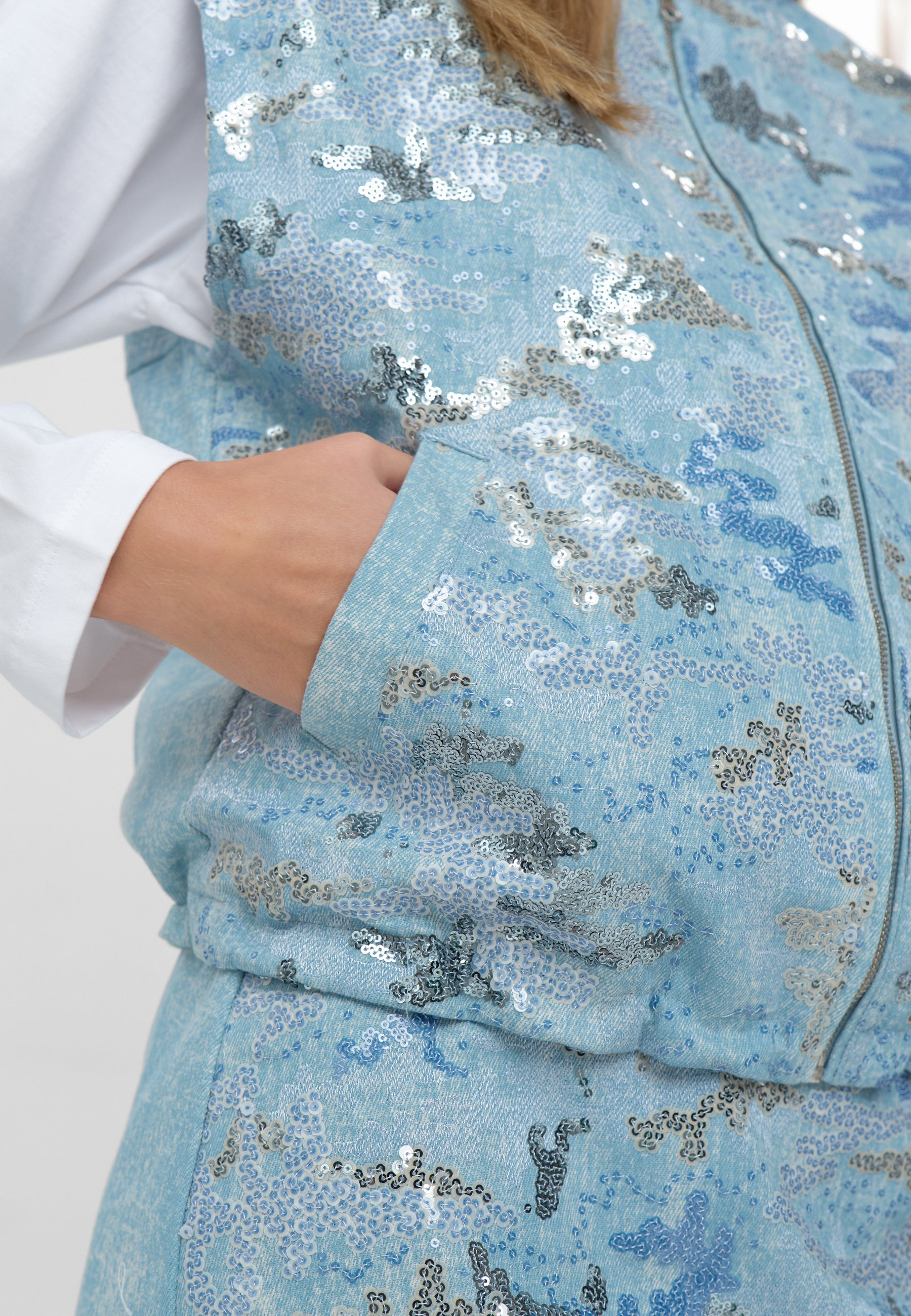 moves Evits waistcoat 4615 Waistcoat 4005 Nantucket Breeze