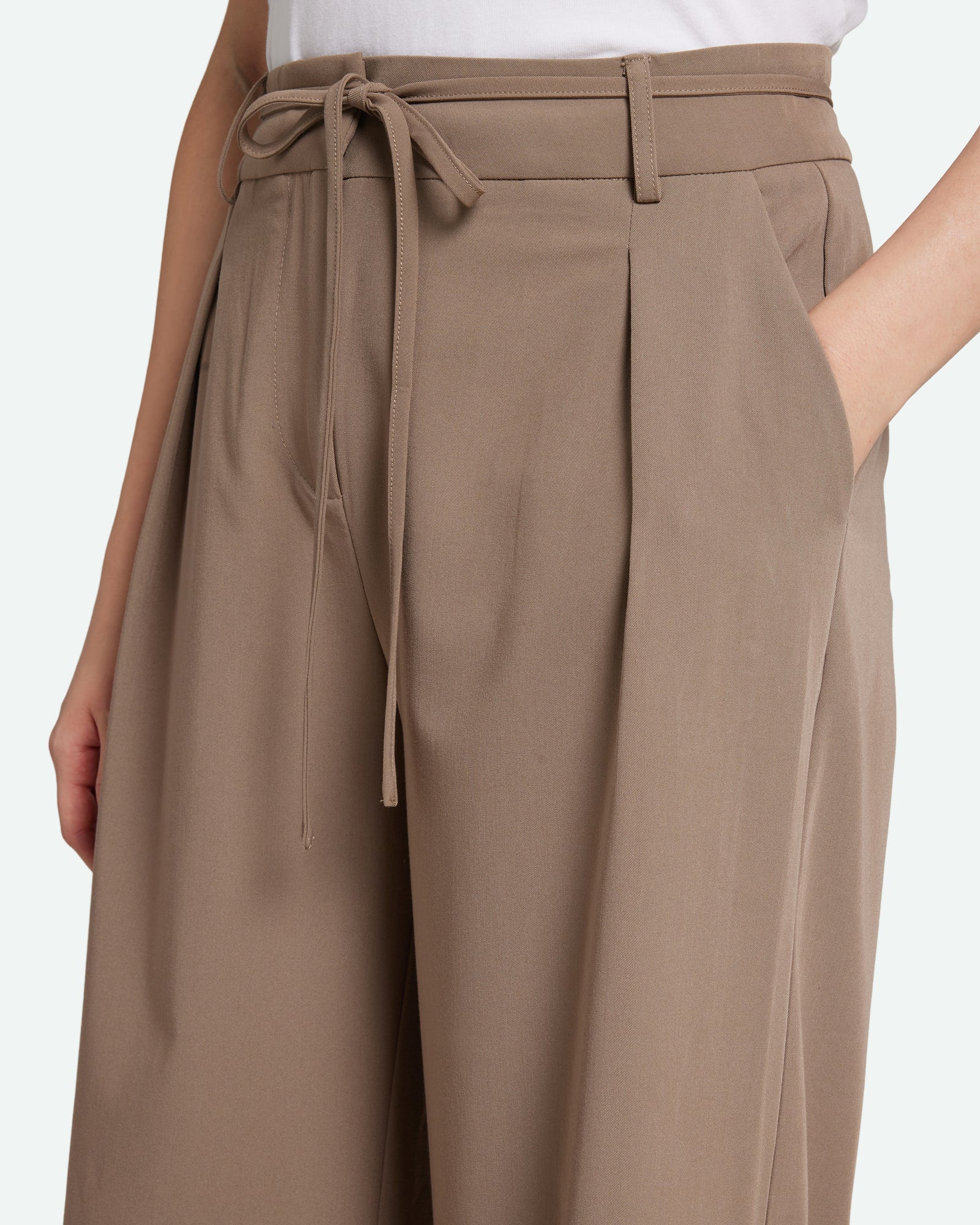 Andriana 3871 Dressed Pants - 1112 Walnut – Moves International Andriana 3871 Dressed Pants - 1112 Walnut – Moves International