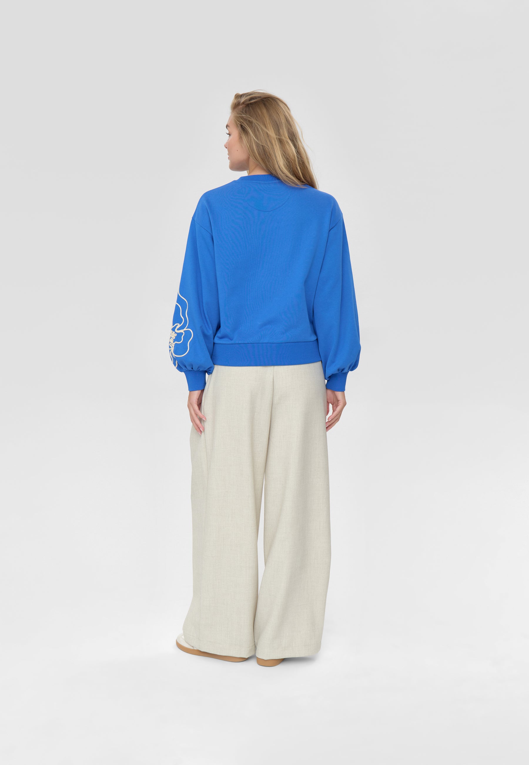 moves Flower sweat 4646 Sweatshirt 4148 Victoria Blue