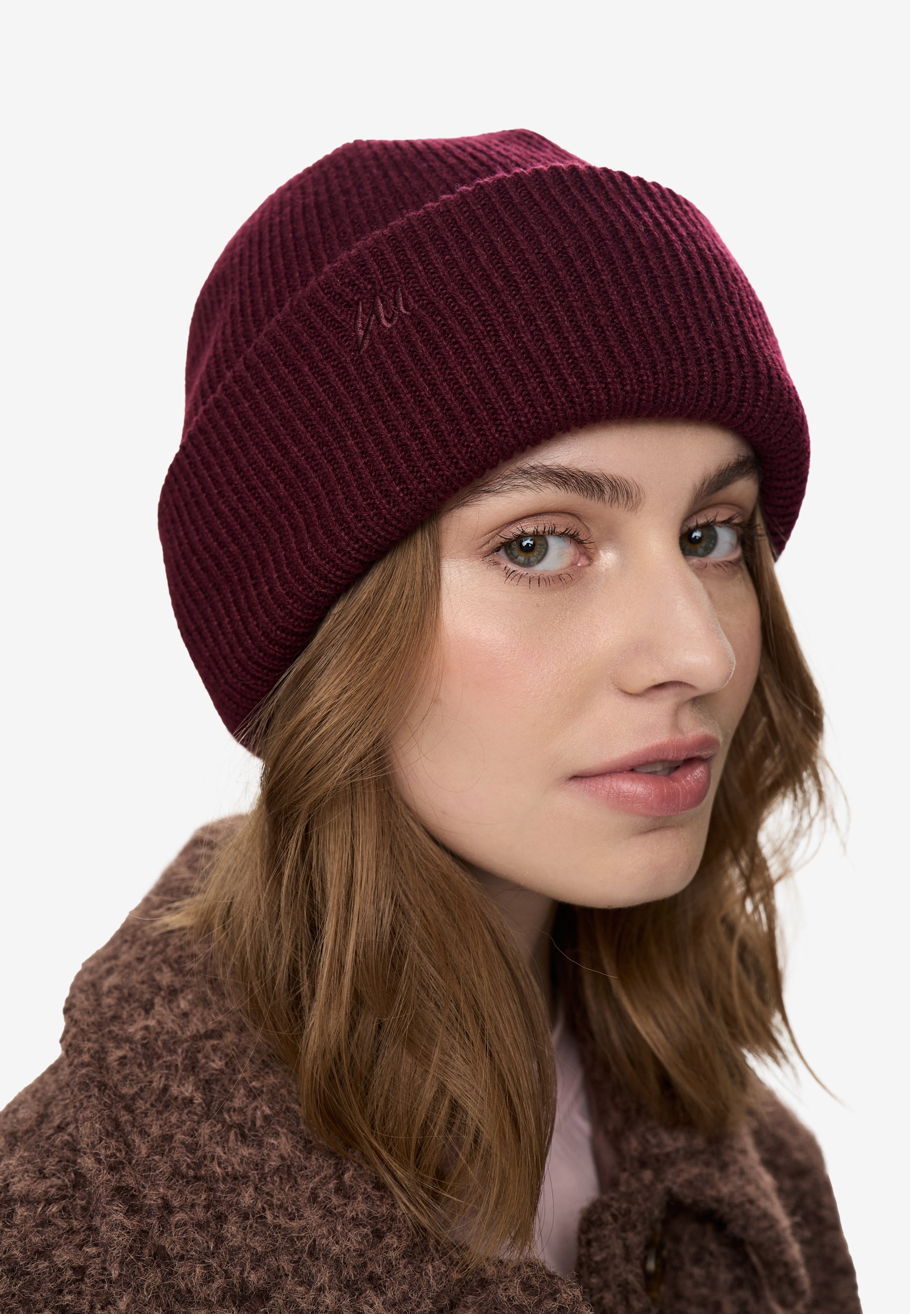 moves Hattas 1965 Hat Hat 1528 Windsor Wine